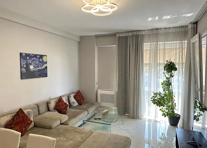 아파트 Tirana Apartment *