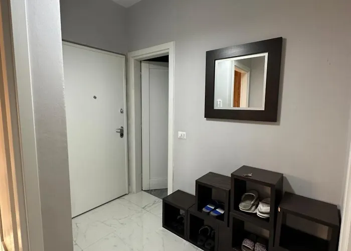 Tirana Apartment شقة تيرانا