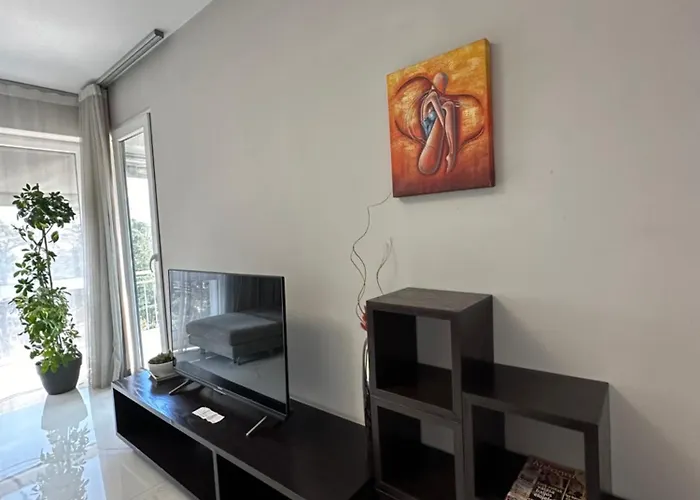 شقة Tirana Apartment تيرانا